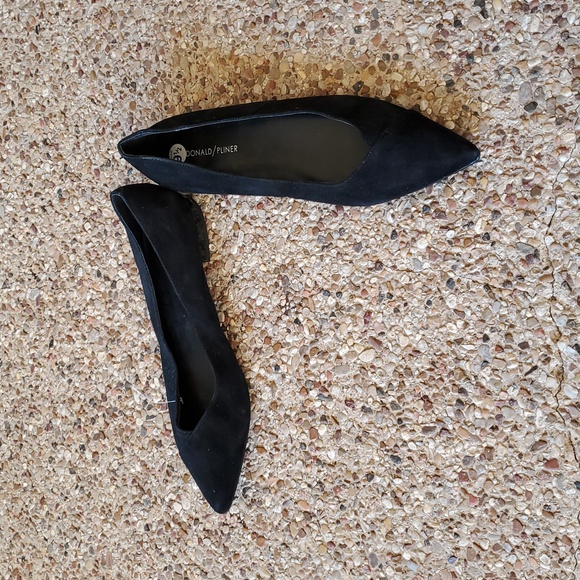 Donald Pliner Palma Black Suede Pointed-toe Flats, Size 9.5, NWOT - Picture 2 of 6